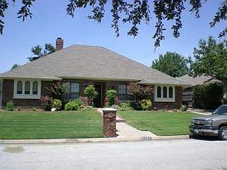 1st image of 4208 Oak Springs Dr