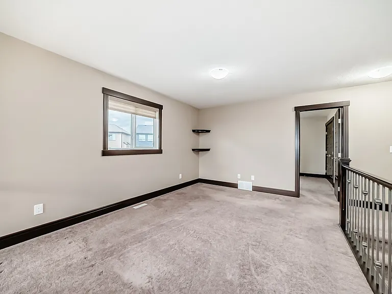 3015 Winspear Cmn SW — Photo 13