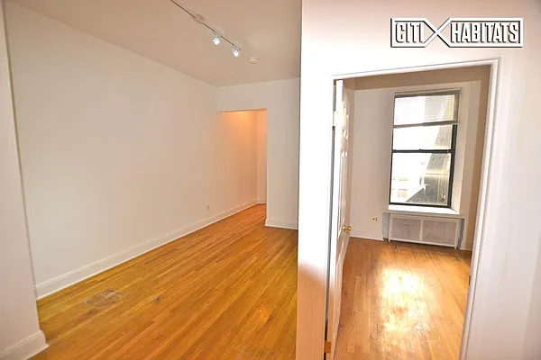 Rented by Citi Habitats | media 11