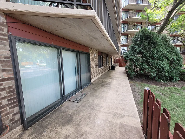 111 S Baybrook Dr #112 — Photo 11