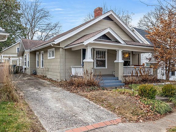 2nd image of 1008 Aurora Ave