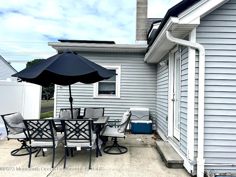 1414 Treeneedle Rd — Photo 25