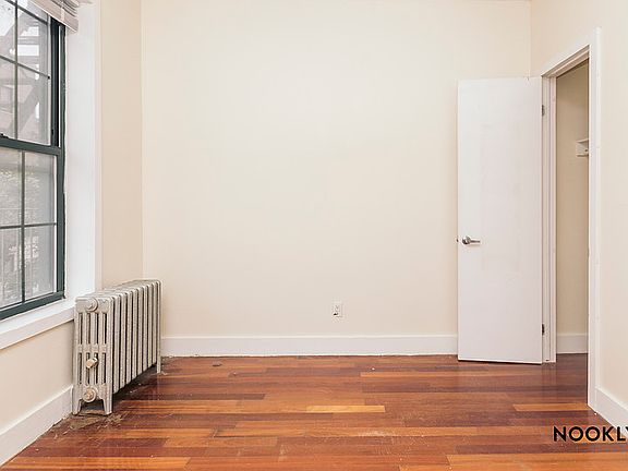 4th image of 194 Humboldt St APT 3R