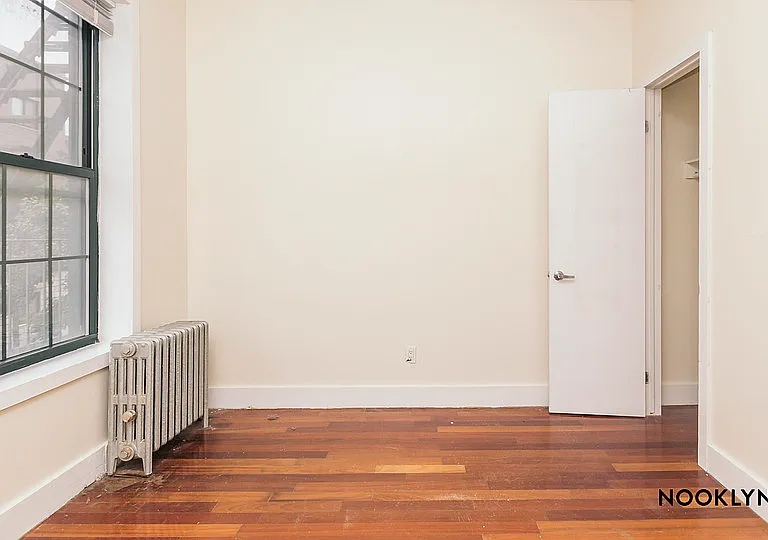 194 Humboldt St #3R — Photo 3