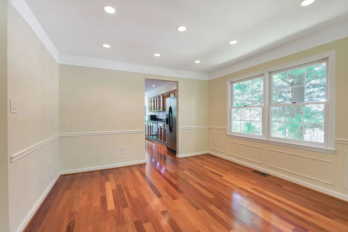 4 bed, 3.5 bath, 2786 sqft, $4,350 — Photo 3