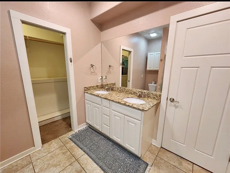 2800 Arbor Rd — Photo 10