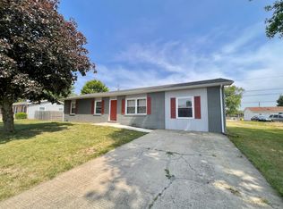 803 Holiday Dr, Seymour, IN 47274