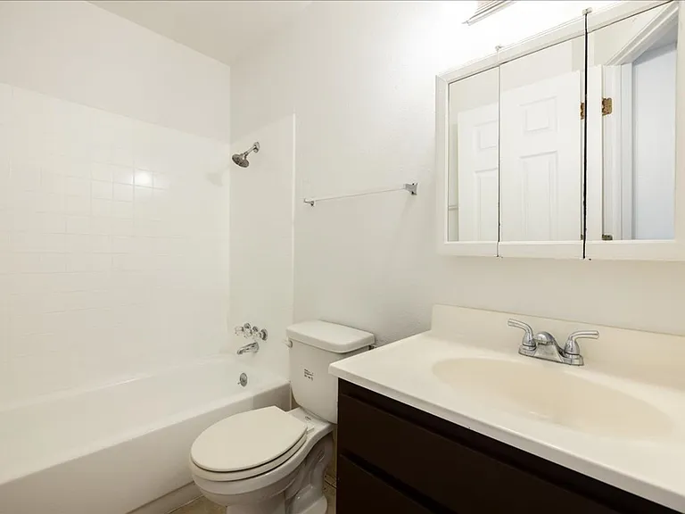 217-231 W Rillito St — Photo 14