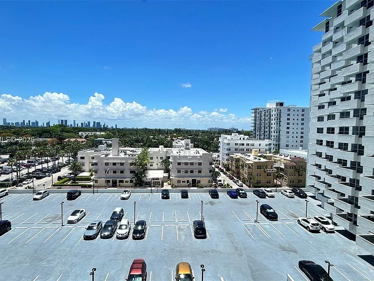 2899 Collins Ave #938 — Photo 20