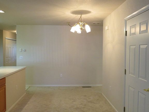 5th image of 520 Pioneer Ave