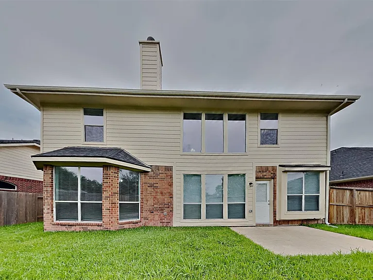6714 Village Bridge Dr — Photo 19