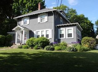 11 Newell Rd, Wakefield, MA 01880