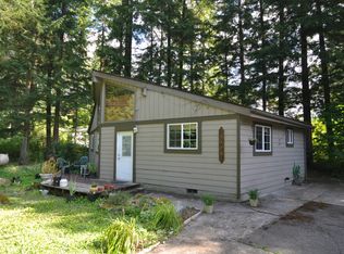 8374 Holly Ln, Maple Falls, WA 98266