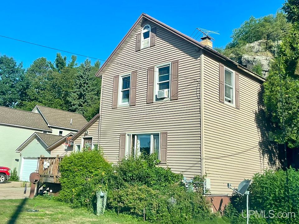 1st image of 137 Cliff St