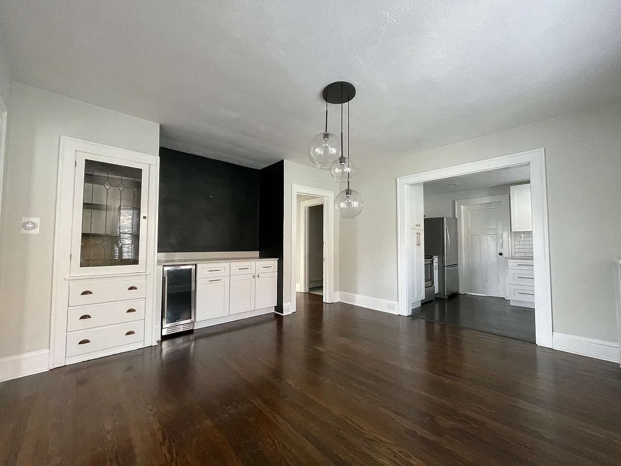 2 bed, 1100 sqft, $1,550 — Photo 4