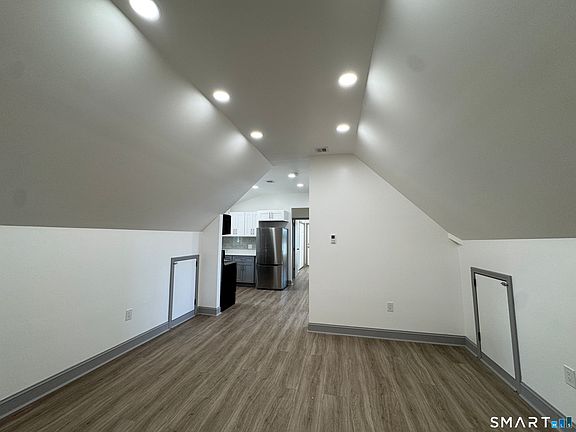 2nd image of 128 Jewett St #3