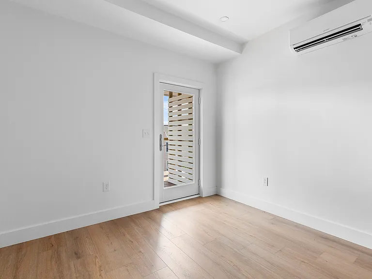 113 Ives Street — Photo 74
