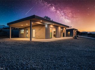 6306 Canyon Rd, Twentynine Palms, CA 92277