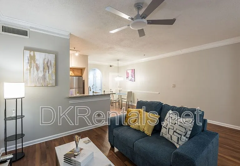 245 Amal Dr SW #2008 — Photo 5