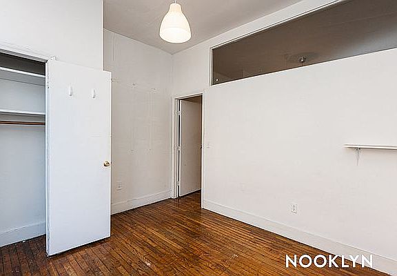 3rd image of 83 Wyckoff Ave #1R