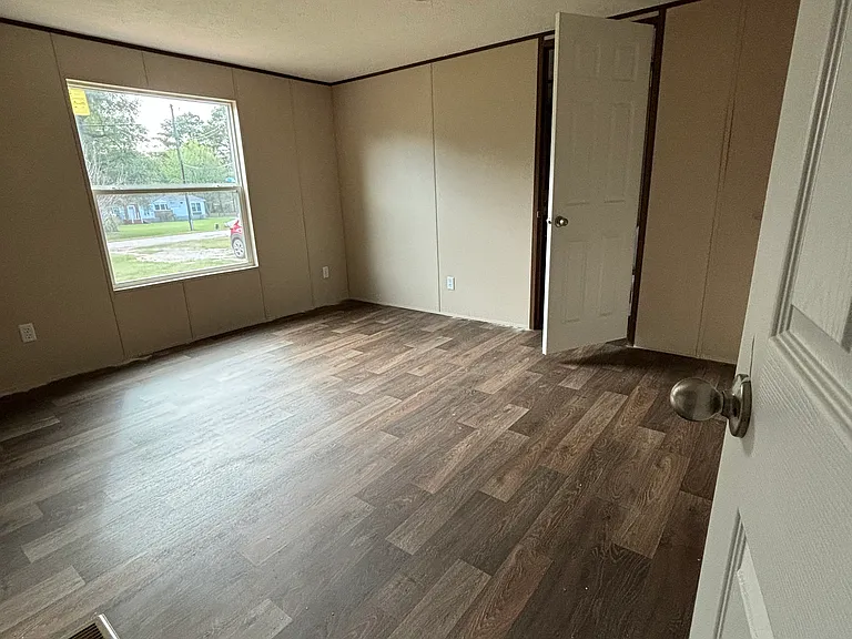 167 White Rd — Photo 5