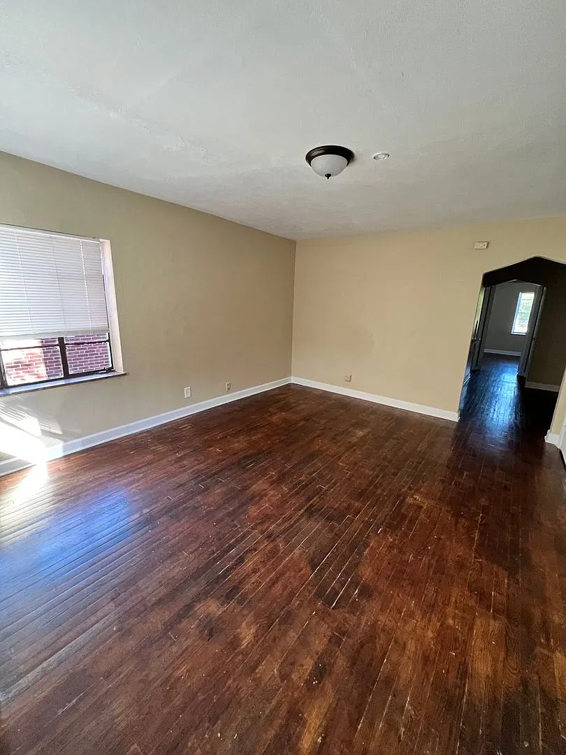 5018 Lillian Ave — Photo 3