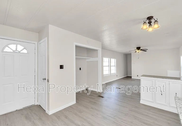 2511 FM 646 Rd N #4B — Photo 31