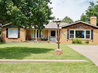 4208 Gem Lake Rd, Amarillo, TX 79106