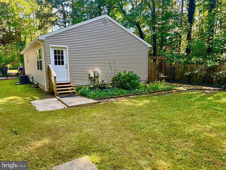 24322 Canal Dr — Photo 8
