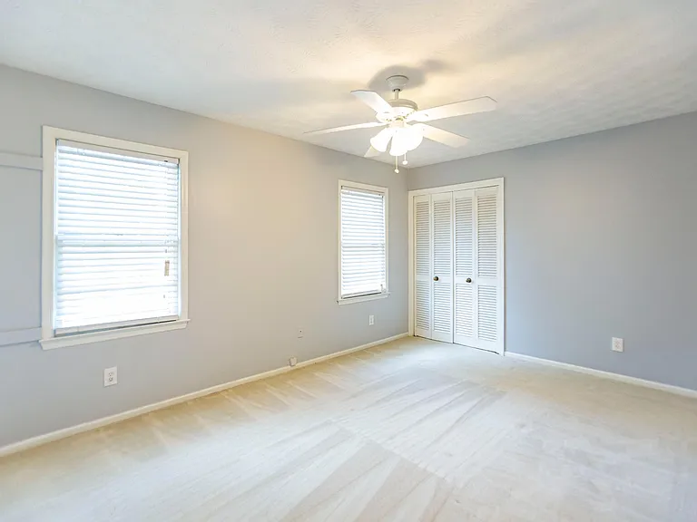 2446 Lehaven Dr — Photo 12