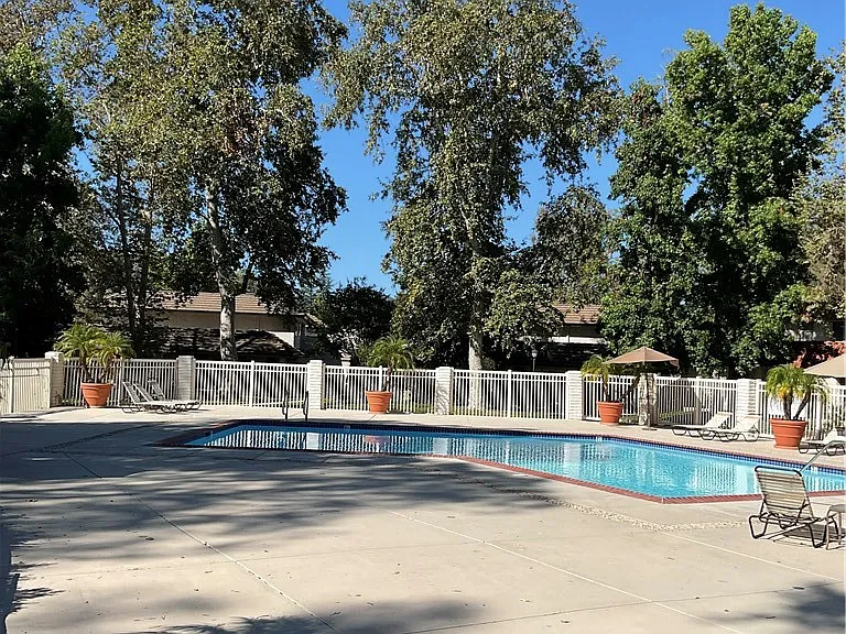 1141 Landsburn Cir — Photo 30