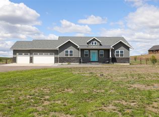 3 Copper Creek Ln, Great Falls, MT 59405