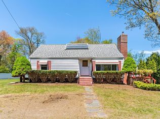 77 Sunnyslope Ave, Agawam, MA 01001