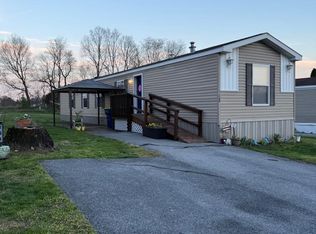 150 Brownstone Park #150, Hummelstown, PA