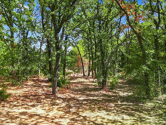 2nd image of 1347 Johnson Rd