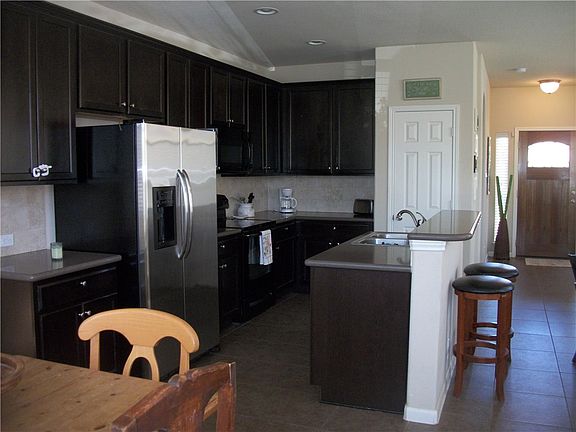 3rd image of 933 Heritage Springs Trl