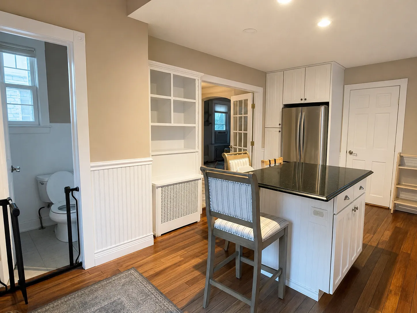 Highland Ct, Huntington — Photo 1