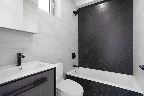 Rented by Safdie Realty Group | media 6