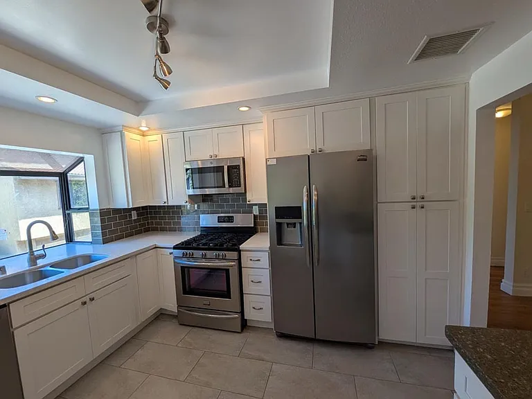 10051 Topanga Canyon Blvd #15 — Photo 12