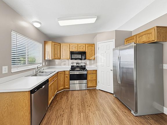 3rd image of 3153 W 5025 S