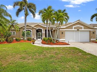 8350 Trentwood Ct, Fort Myers, FL 33912