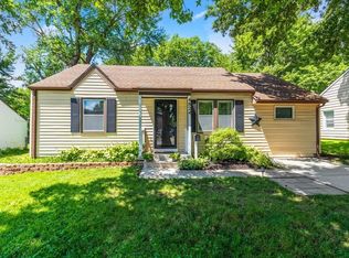 4824 Mission Rd, Roeland Park, KS 66205
