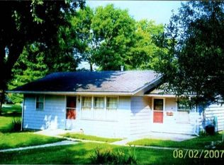 210 E Monroe St, Virginia, IL 62691