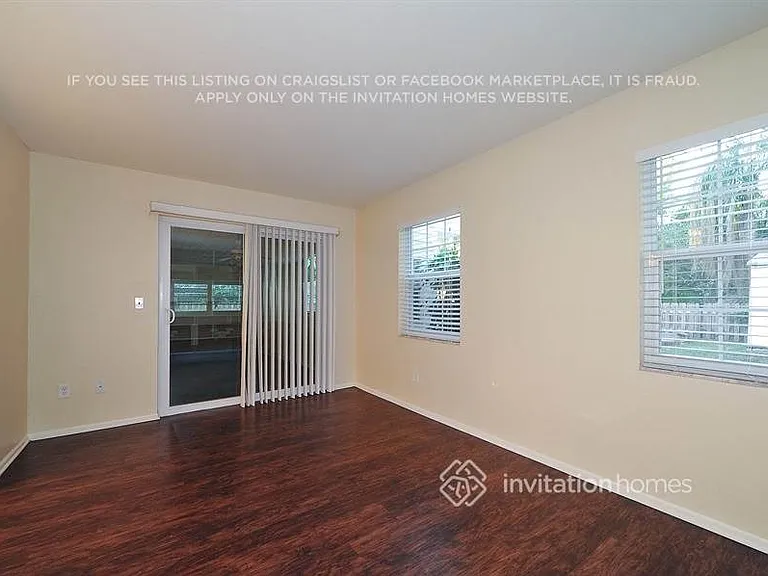 3012 E Waters Ave — Photo 13