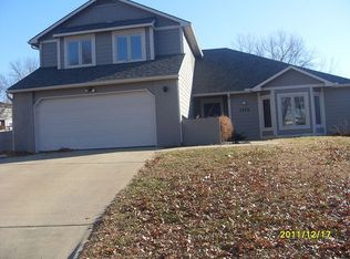 2409 Winterbrook Ct, Lawrence, KS 66047