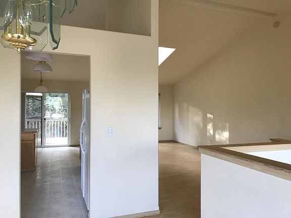 5th image of 6205 Grandridge Dr SE