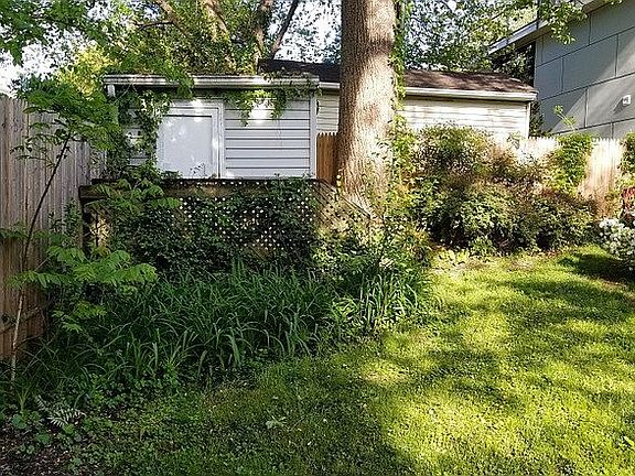 5th image of 3921 Kincaid Ter