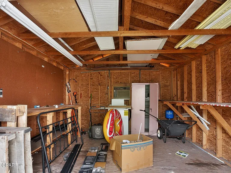 14108 Pelican St — Photo 30