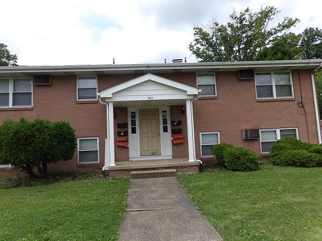 1st image of 992 Patricia Dr APT 4