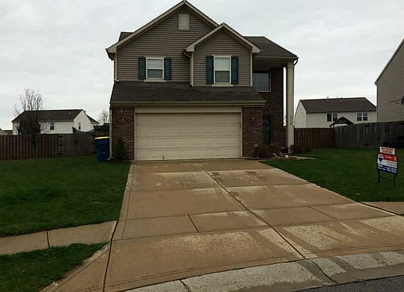 1st image of 6910 N Garland Ct